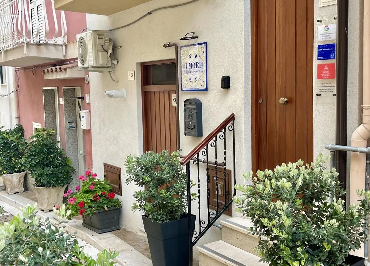 Guest house I Mori - Holiday Rooms Lascari